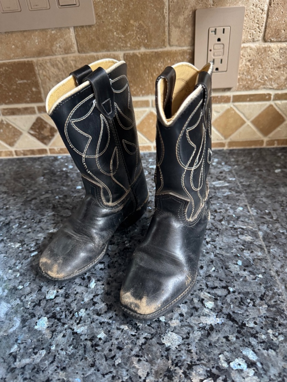 Adorable Kids Cowboy Boots Western Brown Tan Leather Distressed  Rodeo Square To